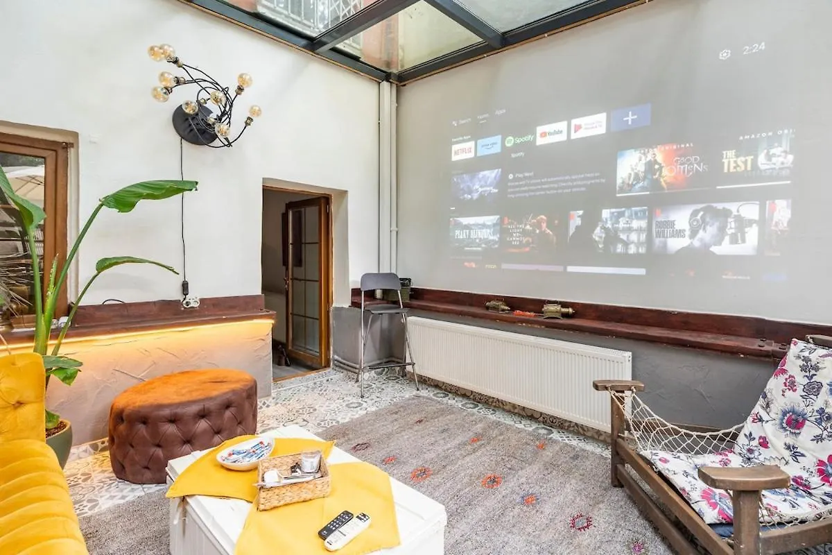 Villa House Of Soul & Triplex With A Winter Garden Istanbul 0*,  Türkei